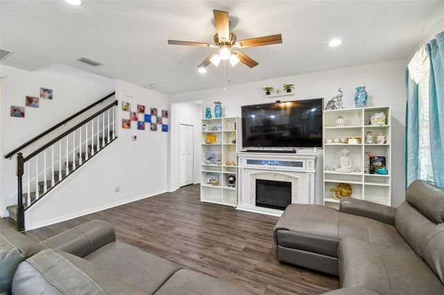 12112 LEDBURY COMMONS DRIVE, Gibsonton, FL 33534