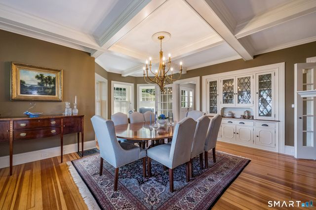 880 Boston Post Road, Madison, CT 06443