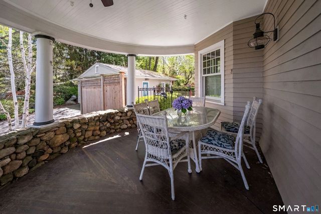 880 Boston Post Road, Madison, CT 06443