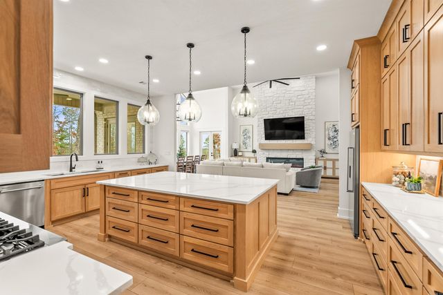 2990 Orchard View Drive, Conway, AR 72034