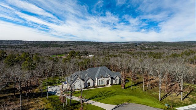 2990 Orchard View Drive, Conway, AR 72034