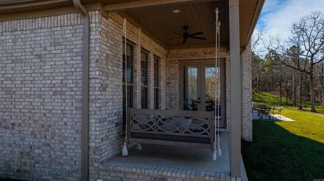 2990 Orchard View Drive, Conway, AR 72034