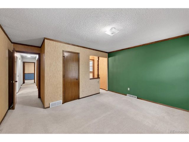 8672 E Amherst Dr F, Denver, CO 80231
