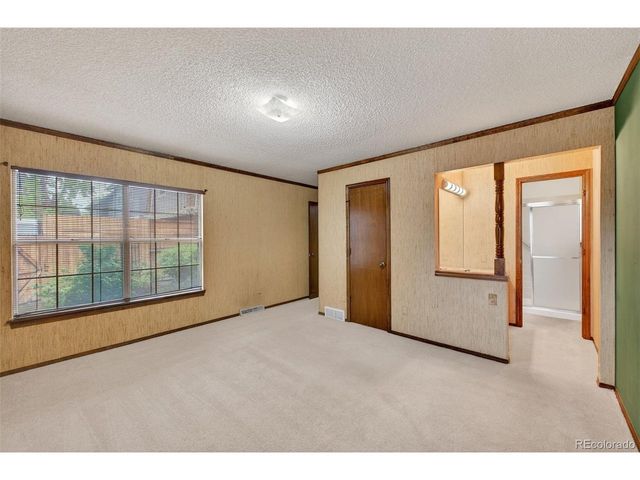 8672 E Amherst Dr F, Denver, CO 80231