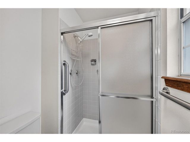 8672 E Amherst Dr F, Denver, CO 80231