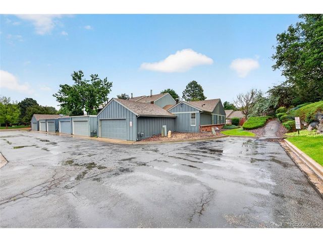8672 E Amherst Dr F, Denver, CO 80231