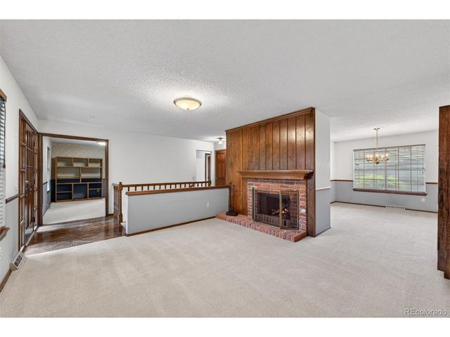 8672 E Amherst Dr F, Denver, CO 80231