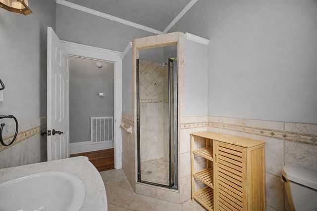 816 E Martin Luther King Blvd, Chattanooga, TN 37403