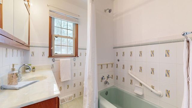 387 Auburn St, Mansfield, OH 44902