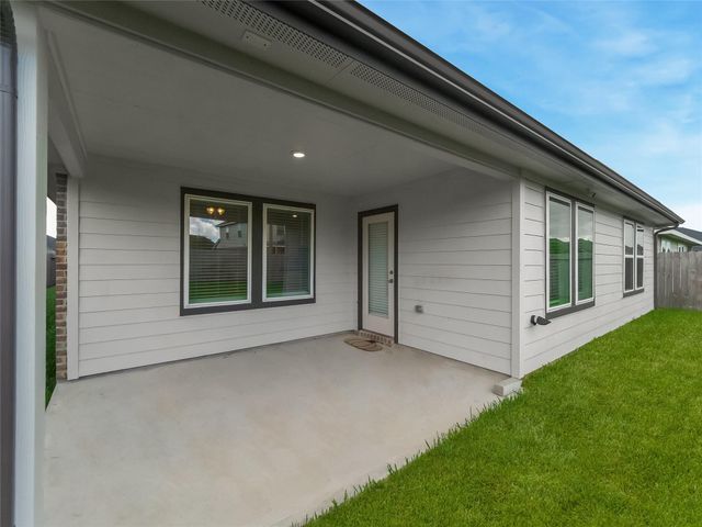 9515 Chelsea Street, Texas City, TX 77591