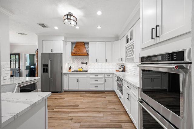 2911 Laurel Mist Court, Kingwood, TX 77345