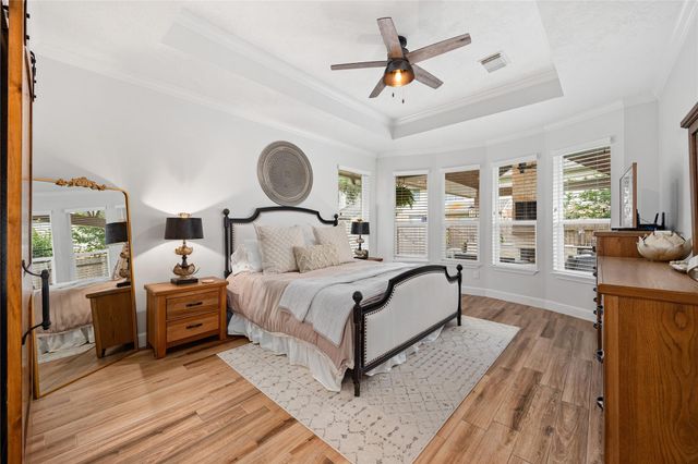 2911 Laurel Mist Court, Kingwood, TX 77345