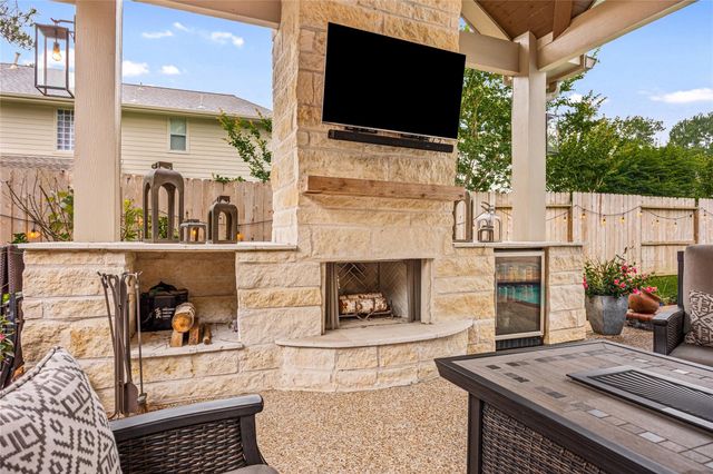 2911 Laurel Mist Court, Kingwood, TX 77345