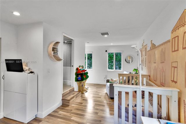 1450 SW 20th Ave -, Miami, FL 33145