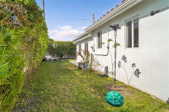 1450 SW 20th Ave -, Miami, FL 33145