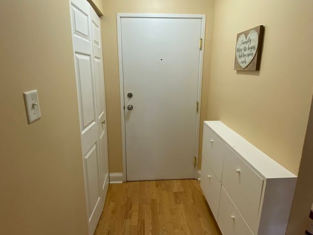 693 E Fullerton Avenue 205, Glendale Heights, IL 60139