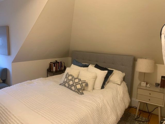 356 Harvard St 1, Cambridge, MA 02138