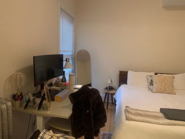 356 Harvard St 1, Cambridge, MA 02138