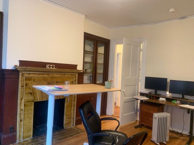 356 Harvard St 1, Cambridge, MA 02138