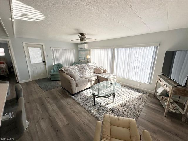 17860 Eglantine LN, Fort Myers Beach, FL 33931