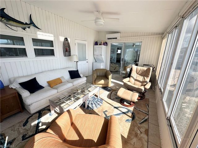 17860 Eglantine LN, Fort Myers Beach, FL 33931