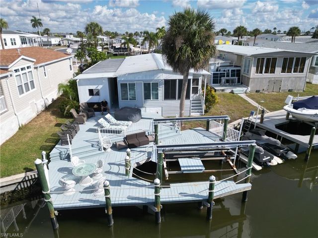 17860 Eglantine LN, Fort Myers Beach, FL 33931