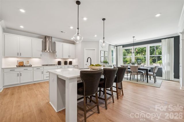 104 Coronado Avenue, Matthews, NC 28104