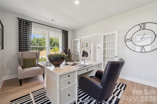 104 Coronado Avenue, Matthews, NC 28104