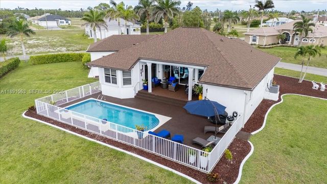 4213 Nw 28th Street, Matlacha, FL 33993