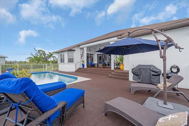 4213 Nw 28th Street, Matlacha, FL 33993