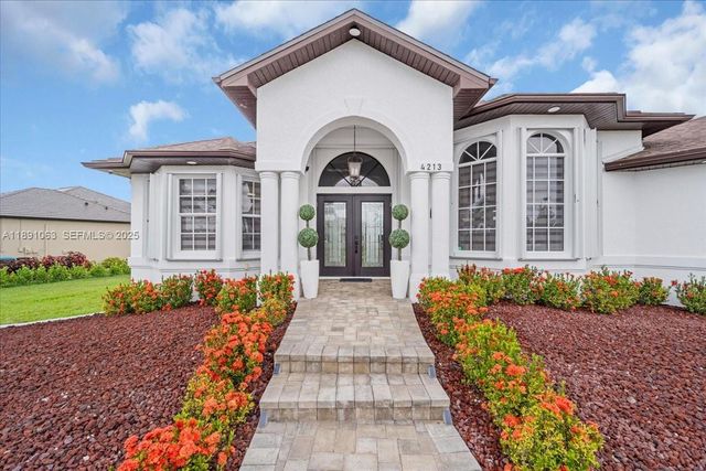 4213 Nw 28th Street, Matlacha, FL 33993