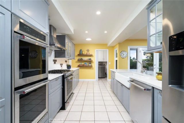464 Cinderella Drive, Claremont, CA 91711