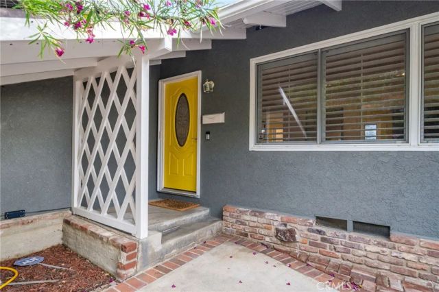 464 Cinderella Drive, Claremont, CA 91711