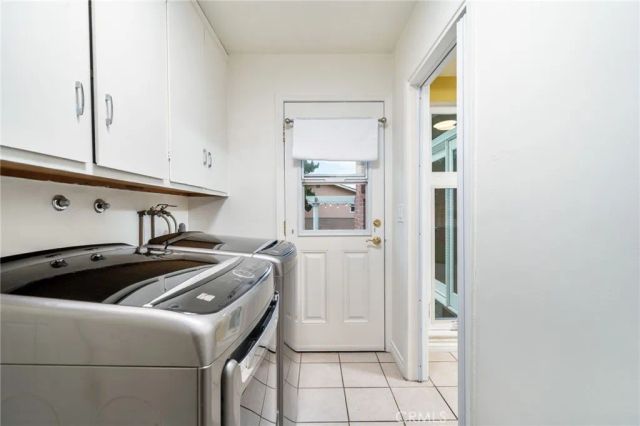 464 Cinderella Drive, Claremont, CA 91711
