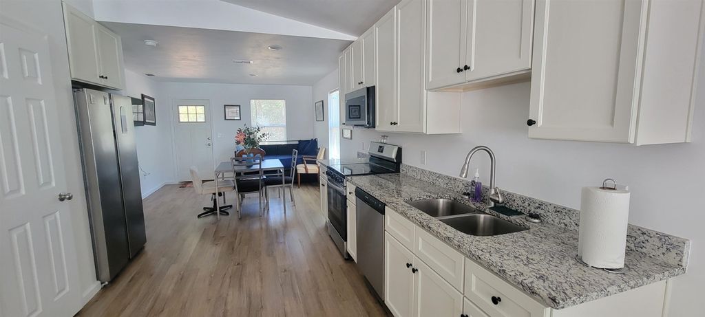 2758 Roberts Avenue, Tallahassee, FL 32310