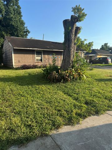 5942 Southridge Street, Houston, TX 77033