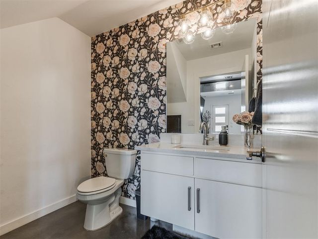 1604 NW 10th Street, Oklahoma City, OK 73106