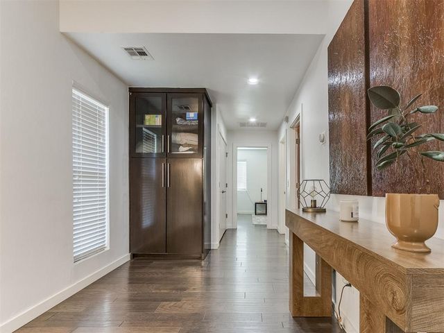 1604 NW 10th Street, Oklahoma City, OK 73106