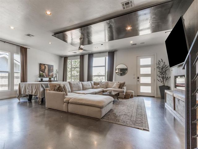 1604 NW 10th Street, Oklahoma City, OK 73106