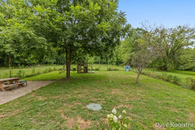 9810 S Division Avenue, Byron Center, MI 49315