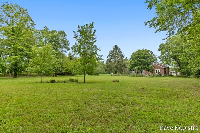 9810 S Division Avenue, Byron Center, MI 49315