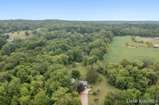 9810 S Division Avenue, Byron Center, MI 49315