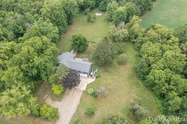 9810 S Division Avenue, Byron Center, MI 49315