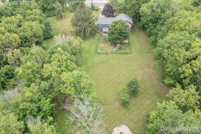 9810 S Division Avenue, Byron Center, MI 49315