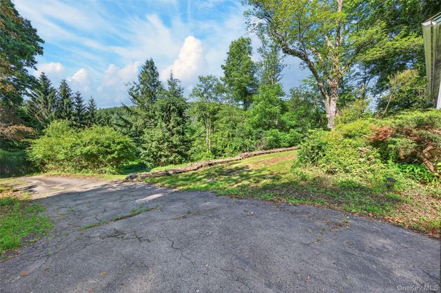 4700 State Route 52, Jeffersonville, NY 12748