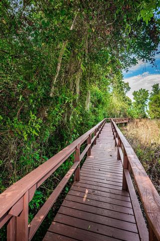 1259 PARADISE LAKE DRIVE, Tarpon Springs, FL 34689