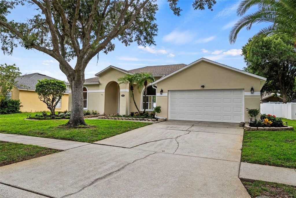 19811 WYNDHAM LAKES DRIVE, Odessa, FL 33556