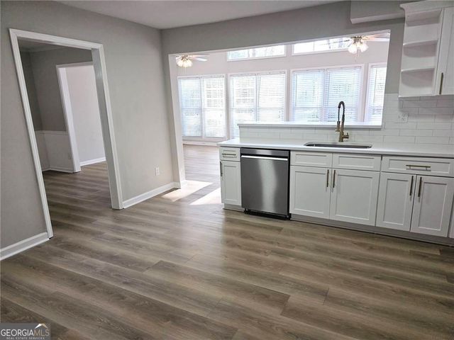 170 Rockspray Ridge, Peachtree City, GA 30269