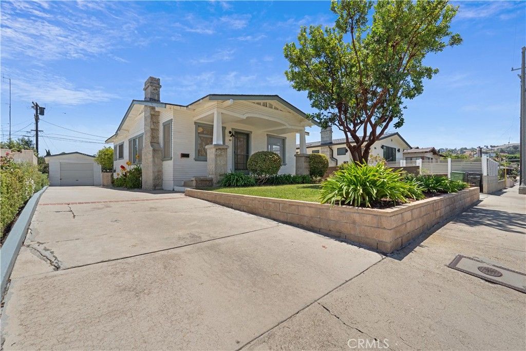 Image 25 of property listing at 1157 W 13th Street, San Pedro, CA 90731