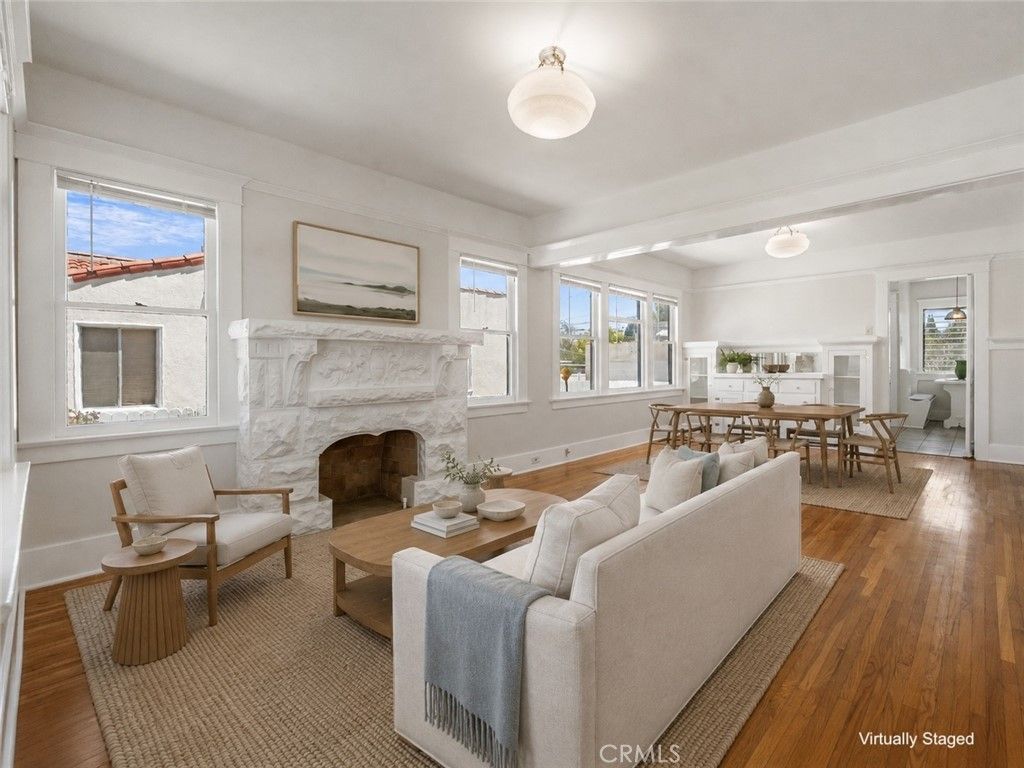 Image 7 of property listing at 1157 W 13th Street, San Pedro, CA 90731